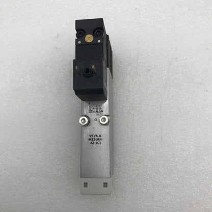 Festo VSVA-B-M52-MH-A2-1C1 546703 Solenoid Valve One VSVABM52MHA21C1