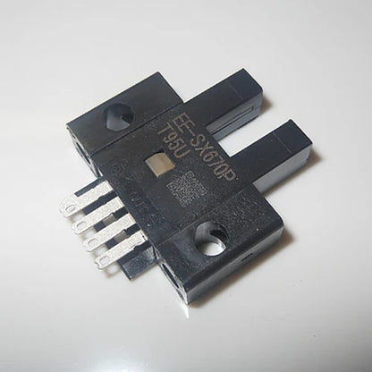 5PCS Omron EE-SX670P Photo Micro Sensor Free Shipping EESX670P
