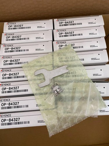 1PC Keyence OP-84327 Sensor mounting bracket Free Shipping OP84327