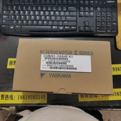New Yaskawa SGMAH-04AAF41 AC Servo Motor - 1PC in Box - YASKAWA
