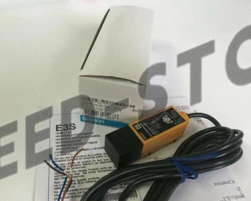 1PCS Omron E3S-RS30B42-30 Photoelectric Switch E3SRS30B4230