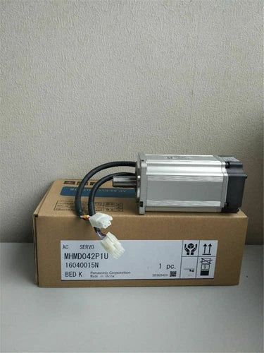 Panasonic MHMD042P1U Servo Motor 1PC ping