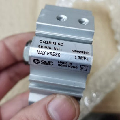 1PC SMC CQ2B32-5D Cylinder CQ2B325D Free Shipping