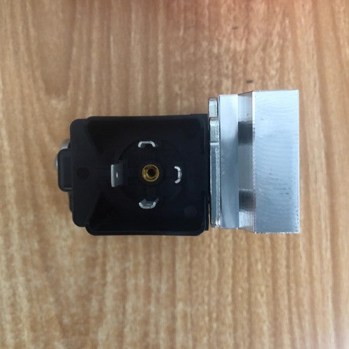 1PC  DANFOSS 11166829 Proportional Valve ping
