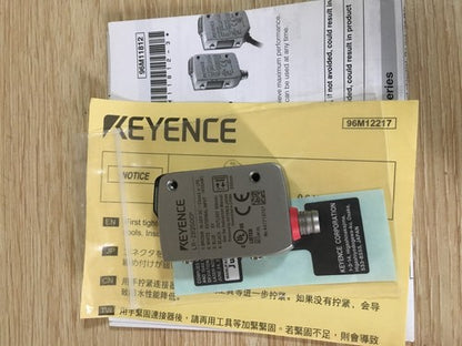 Keyence LR-ZB250CP Laser Sensor LRZB250CP ping 1PC