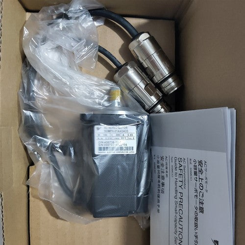 Yaskawa SGMPH-01AAE4CD Servo Motor 1PC ping SGMPH01AAE4CD