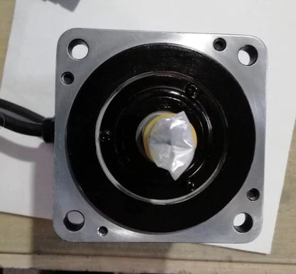 1PC Yaskawa SGMPH-04DAA61D-OY Servo Motor SGMPH04DAA61DOY