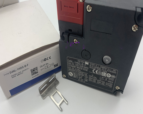 OMRON D4NL-1HDG-B-F Electromagnetic Lock Safety Door Switch D4NL1HDGBF One