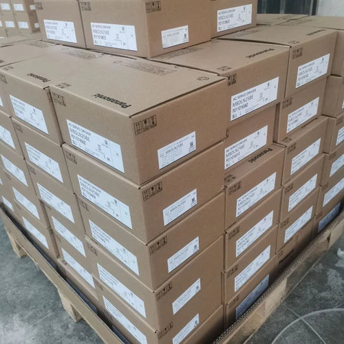 Panasonic MDDLT45SM Servo Drive 1PC ping