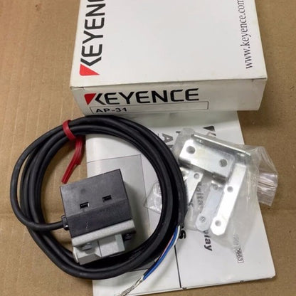 Keyence AP-31 Pressure Sensor AP31 1PC Free Shipping