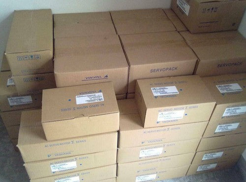Yaskawa SGME-08VF14 Servo Motor 1PC ping SGME08VF14