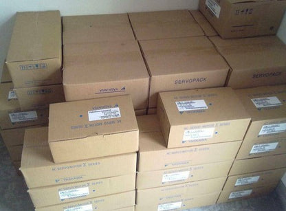 Yaskawa SGME-08VF14 Servo Motor 1PC ping SGME08VF14