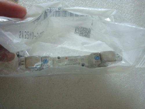 1PC SMC SY3240-5LOZ Solenoid Valve SY32405LOZ Free Shipping