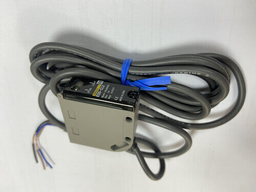 1PC OMRON E3S-CL2 E3SCL2 Distance Setting Photoelectric Sensor