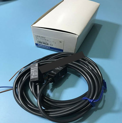 Omron E3S-BT61 Photoelectric Switch One E3S-BT61 Free Shipping