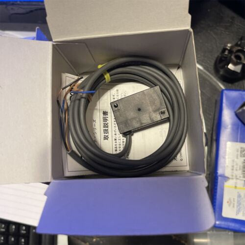 1PC Omron TL-T2E15 TLT2E15 Proximity Sensor Free Shipping