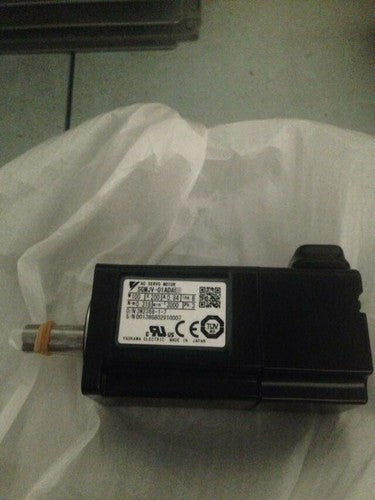 Yaskawa SGMAV-01ADA6C Servo Motor 1PC SGMAV01ADA6C ping