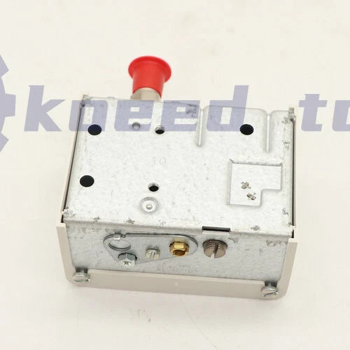 1PCS Danfoss 060-117191 Pressure switch, KP5 Regulation range[bar]8.00-32.00-