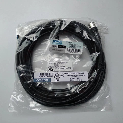 OMRON XS2F-M12PVC4S5M Photoelectric Sensor 1PC Free Shipping