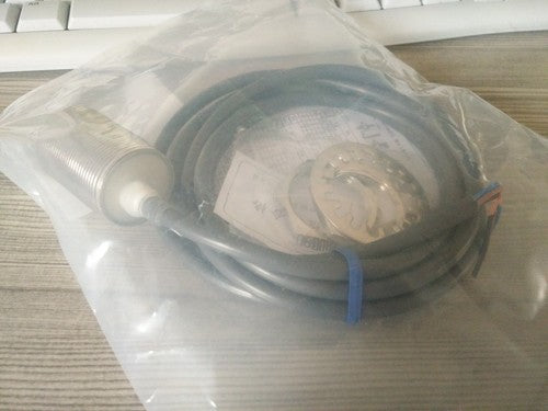 1PC Omron E2A-M30KS15-WP-C1 Proximity Switch Free Shipping
