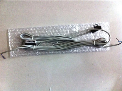 1PC SMC D-A54L Magnetic Switch DA54L Free Shipping