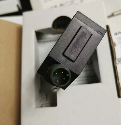 BALLUFF BOS01FR BOS 23K-PA-LH10-S4 sensor One Free Shipping