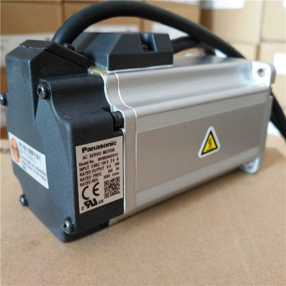 Panasonic MHMD042G1U AC Servo Motor 1PC ping