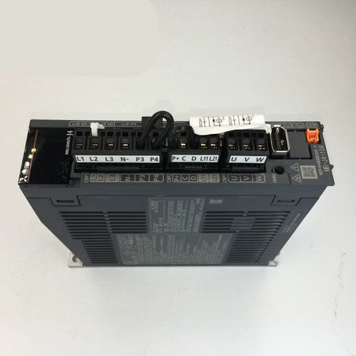 1PC Mitsubishi MR-J4-10A Servo Drive MRJ410A ping