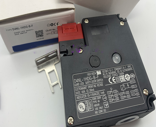 OMRON D4NL-1HDG-B-F Electromagnetic Lock Safety Door Switch D4NL1HDGBF One