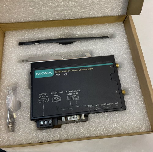 1PC  Moxa AWK-1137C-US Industrial wireless AP client switch