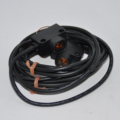 Omron E3Z-FTN11 Photoelectric Switch Sensor One E3ZFTN11 Free Shipping