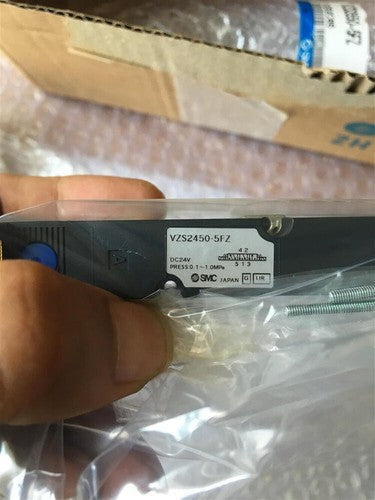 1PC SMC VZS2450-5FZ solenoid valve VZS24505FZ ping