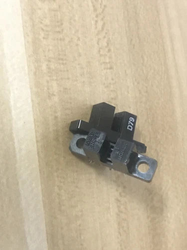 1PC Omron EE-SH3 Photoelectric Switch Sensor EESH3