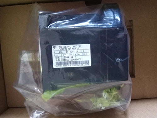 Yaskawa SGMPS-04ACA61 Servo Motor 1PC ping SGMPS04ACA61