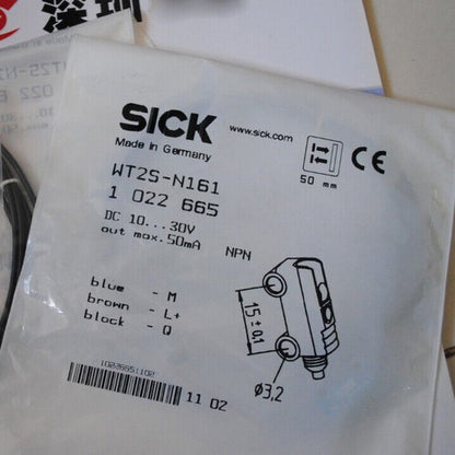 SICK WT2S-N161 Photoelectric Switch One Free Shipping WT2SN161