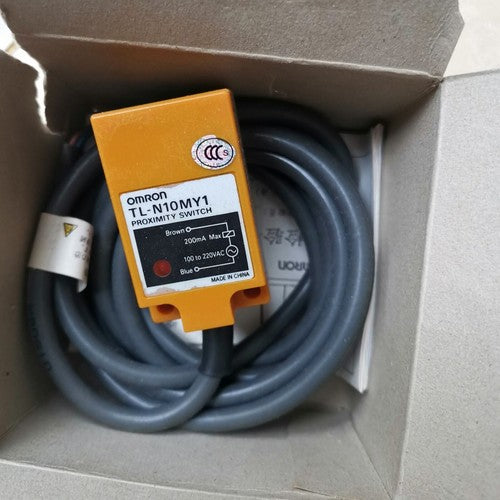 Omron TL-N10MY1 Proximity Switch Free Shipping One TLN10MY1