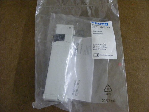 1PC Festo VUVG-B18-M52-RZT-F-1T1L 8004891 Solenoid Valve Free Shipping