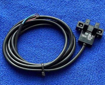 1PC Omron EE-SX671A-WR Photoelectric Switch Sensor EESX671AWR