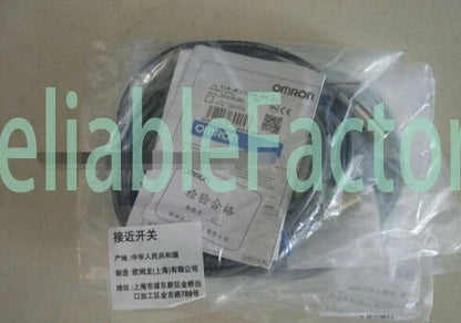 Omron E2A-M12LS04-WP-B1