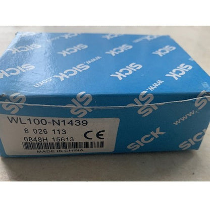 SICK WL100-N1439 Photoelectric Switch One Free Shipping WL100N1439