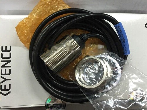 Keyence EV-130M Proximity Switch EV130M Free Shipping 1PC