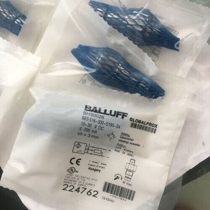BALLUFF BES 516-300-S190-S4 Proximity Switch One Free Shipping