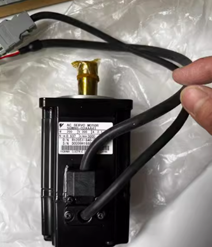 Yaskawa SGMAH-02AAA41 Servo Motor 1PC SGMAH02AAA41 ping