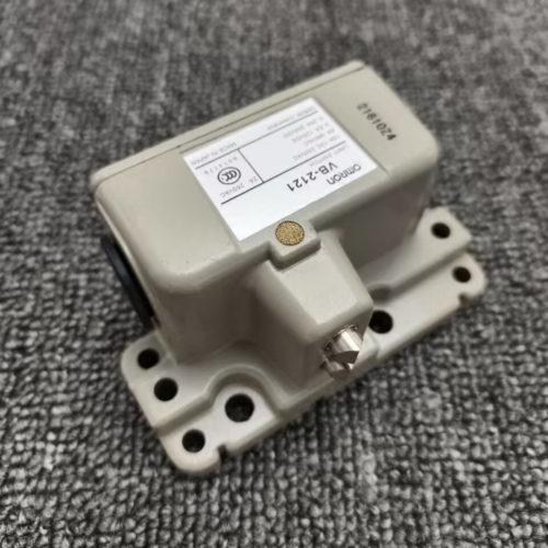 1PC Omron VB-2121 Limit Switch Free Shipping VB2121