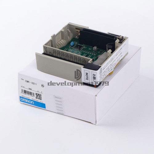 new Omron CJ1W-DA021 PLC Module