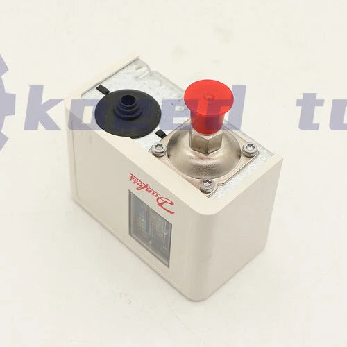 1PCS Danfoss 060-117191 Pressure switch, KP5 Regulation range[bar]8.00-32.00-