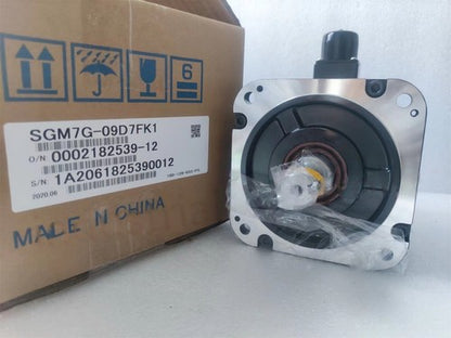 1PC Yaskawa SGM7G-09D7FK1 Servo Motor SGM7G09D7FK1 ping