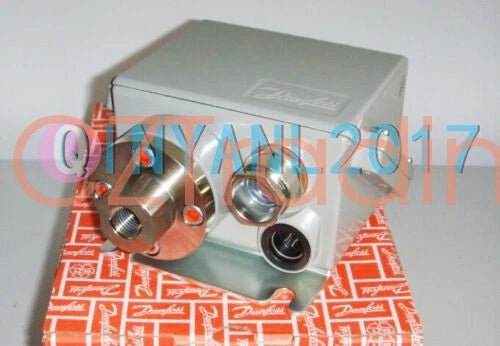 1PCS DANFOSS Pressure switch KPS39 060-310266