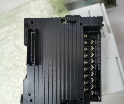1PC Keyence KV-AM40V Programmable Controller KVAM40V ping