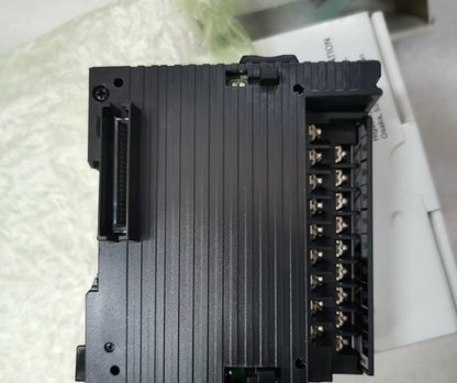 1PC Keyence KV-AM40V Programmable Controller KVAM40V ping